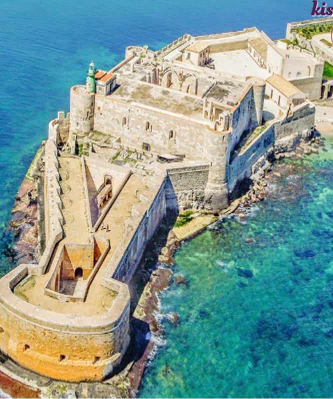 aeolian islands boat tour